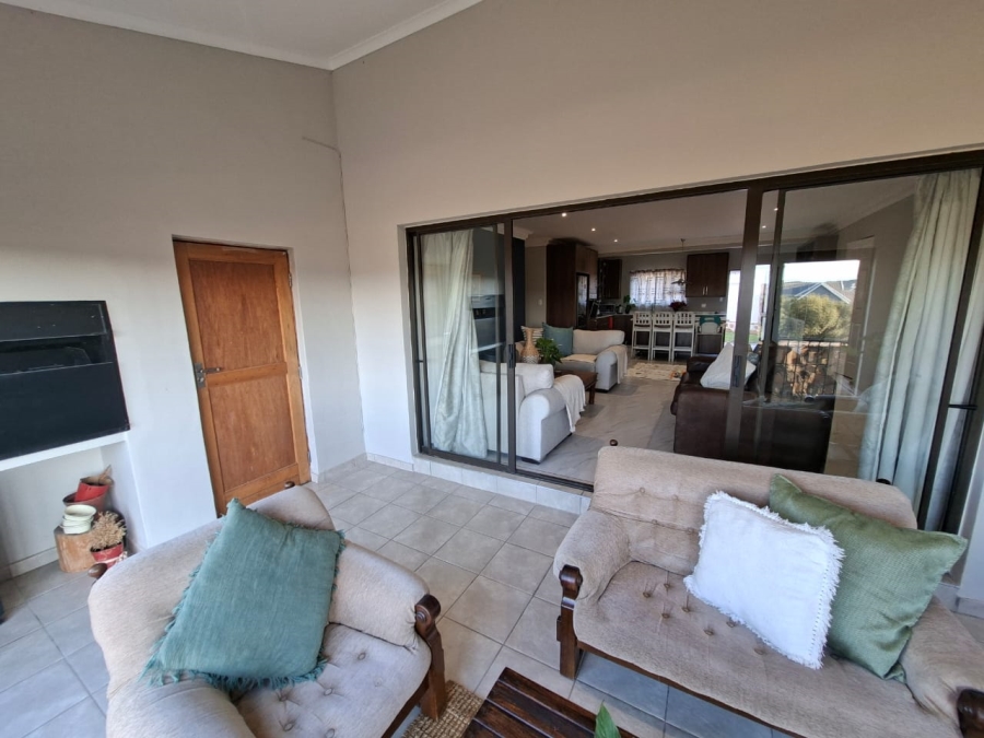 4 Bedroom Property for Sale in Lilyvale S H Free State